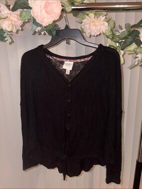 Knox Rose Black Button-Front Lightweight Women's Top